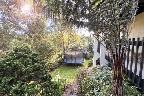 Photo of property in 8 Langstone Place, Chatswood, Auckland, 0626