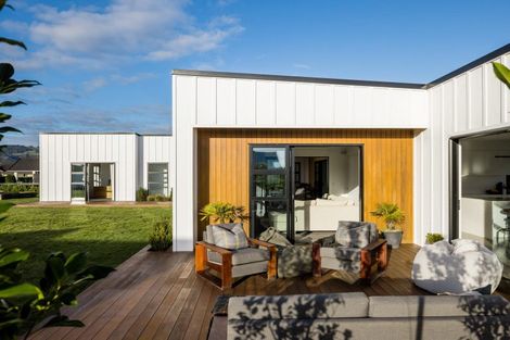 Photo of property in 16 Kaniera Terrace, Cambridge, 3434