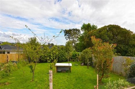 Photo of property in 20 Craigbank Avenue, New Lynn, Auckland, 0600