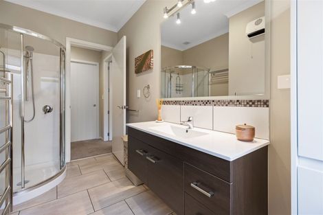 Photo of property in 163 Oriental Parade, Papamoa Beach, Papamoa, 3118