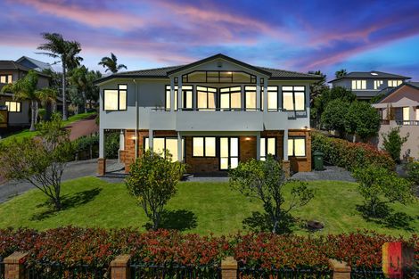 Photo of property in 11 Lamia Place, The Gardens, Auckland, 2105