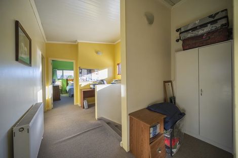 Photo of property in 112 Pasture Street, Lumsden, 9730