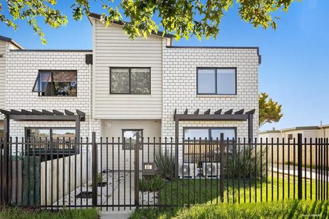 Photo of property in 8c Cosgrave Road, Papakura, 2110