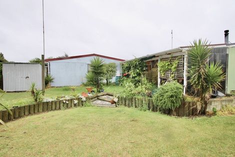 Photo of property in 23 Nash Parade, Foxton Beach, Foxton, 4815