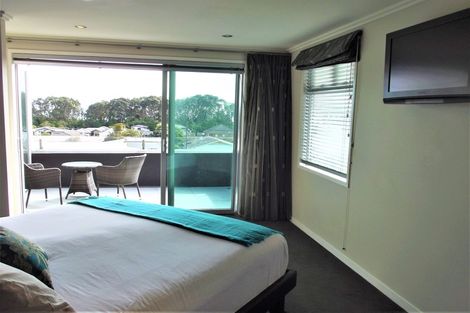 Photo of property in 244a Saint Aubyn Street, New Plymouth, 4310