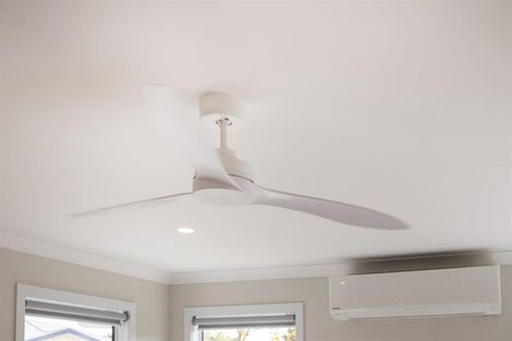 Photo of property in 10 Mcilwaine Place, Marton, 4710