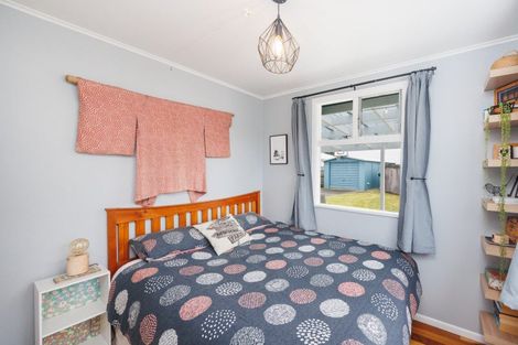 Photo of property in 10 Kent Terrace, Foxton Beach, Foxton, 4815