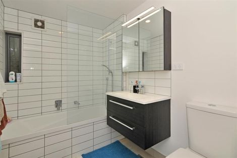 Photo of property in 7u4 Handyside Street, Tawa, Wellington, 5028
