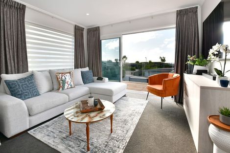 Photo of property in 36 Manhattan Rise, Orewa, 0931