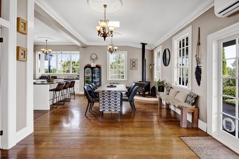 Photo of property in 104 Pitt Road, Hillsborough, New Plymouth, 4372