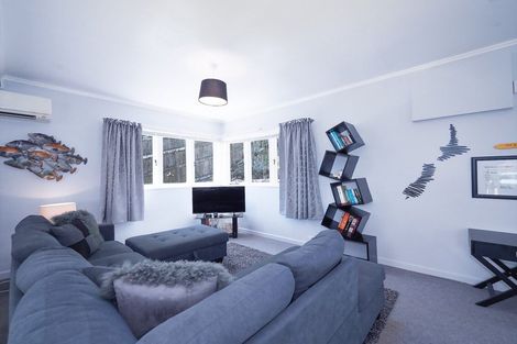 Photo of property in 13 Binnie Street, Paihia, 0200