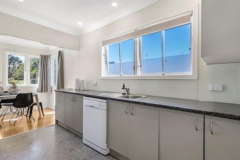 Photo of property in 1/60 Racecourse Road, Waiuku, 2123