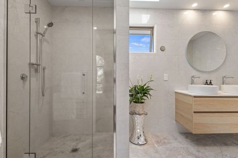 Photo of property in 1 Springvale Gardens, Harewood, Christchurch, 8051