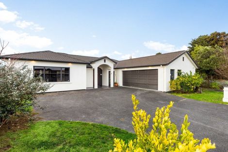 Photo of property in 30 Sandwich Road, St Andrews, Hamilton, 3200