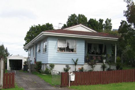 Photo of property in 6 Taitapu Street, Massey, Auckland, 0614