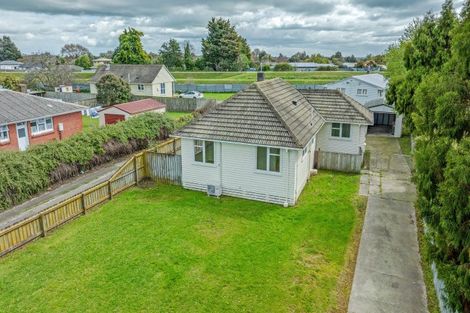 Photo of property in 21 Coventry Street, Highbury, Palmerston North, 4412