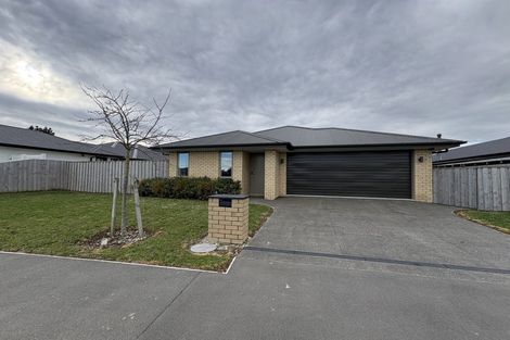 Photo of property in 33 Cressy Place, Darfield, 7510
