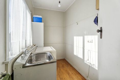 Photo of property in 17 Tasman Street, Opunake, 4616