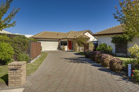 Photo of property in 25 Beaufort Mews, Taradale, Napier, 4112