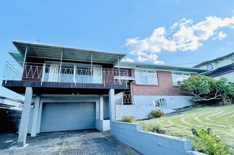 Photo of property in 15 Hauraki Crescent, Pinehill, Auckland, 0632