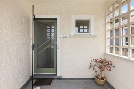 Photo of property in 32 Bridge Street, Rongotai, Wellington, 6022