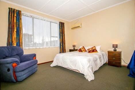 Photo of property in 1 Webb Street, Westport, 7825