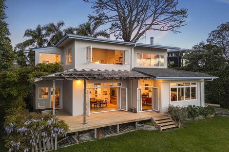 Photo of property in 2/67 Beresford Street, Bayswater, Auckland, 0622