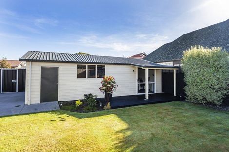 Photo of property in 53 Woolley Street, Avondale, Christchurch, 8061