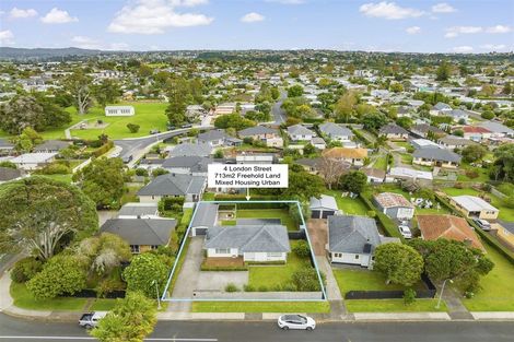 Photo of property in 4 London Street, Te Atatu Peninsula, Auckland, 0610