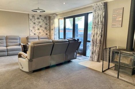 Photo of property in 17 Buckleys Terrace, Tinwald, Ashburton, 7700