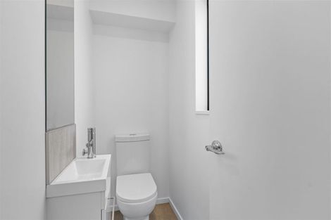 Photo of property in 2/21 Frederick Street, Waltham, Christchurch, 8011