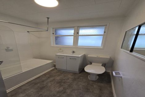 Photo of property in 51b Mana View Road, Paremata, Porirua, 5026