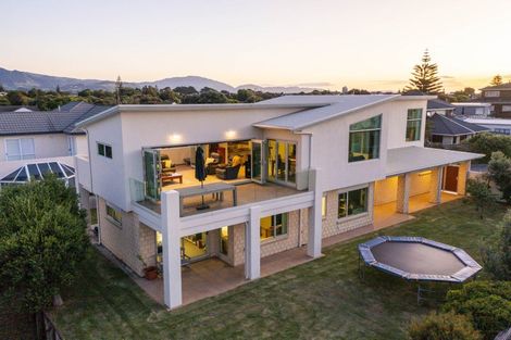 Photo of property in 177a Manly Street, Paraparaumu Beach, Paraparaumu, 5032