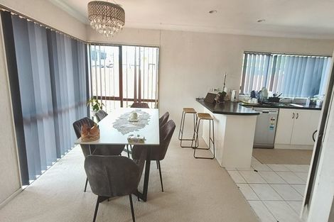 Photo of property in 2/48 Halsey Road, Manurewa, Auckland, 2102