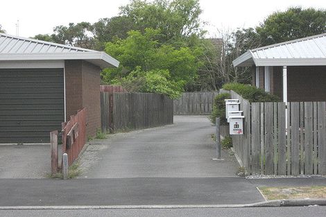 Photo of property in 4/51 Inwoods Road, Parklands, Christchurch, 8083