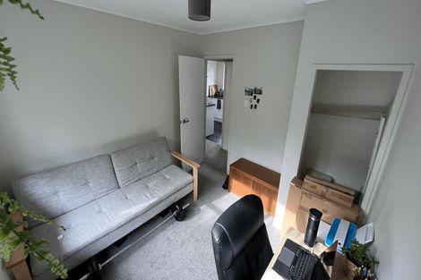 Photo of property in 31 Pipitea Place, Massey, Auckland, 0614