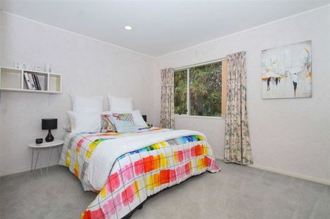 Photo of property in 89 Lakeside Drive, Orewa, 0931