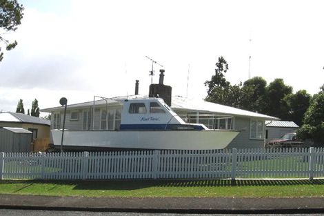 Photo of property in 19 Daytona Road, Henderson, Auckland, 0610