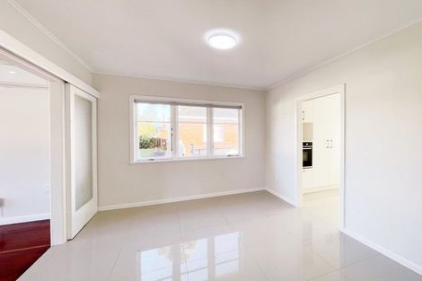 Photo of property in 22 Rathgar Road, Henderson, Auckland, 0610