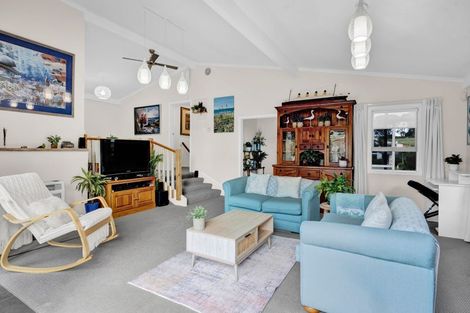 Photo of property in 14 Culzean Grove, Bell Block, New Plymouth, 4312