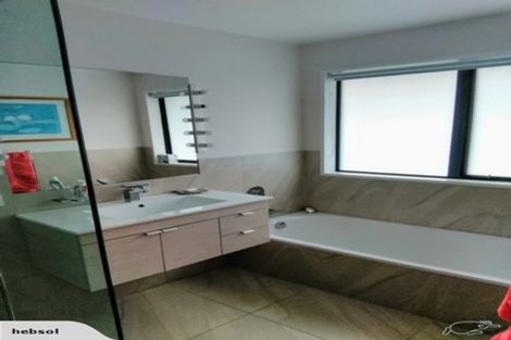 Photo of property in 10 Crabb Fields Lane, Riverhead, 0820