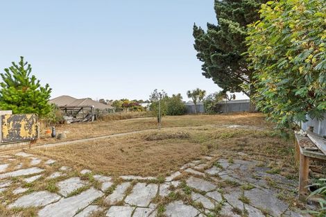 Photo of property in 303 Wainoni Road, Avondale, Christchurch, 8061