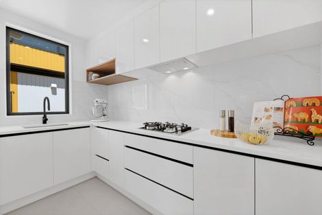 Photo of property in 14 Parkmore Drive, Rosehill, 2113