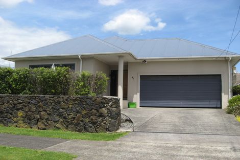Photo of property in 47 Mcintyre Road, Mangere Bridge, Auckland, 2022