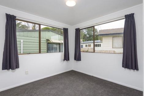 Photo of property in 19 Matipo Crescent, Pukete, Hamilton, 3200