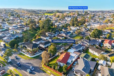 Photo of property in 1 Heathberry Close, Papatoetoe, Auckland, 2025