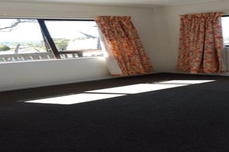 Photo of property in 526 Whangaparaoa Road, Stanmore Bay, Whangaparaoa, 0932