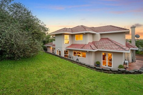 Photo of property in 25 Bronte Place, Somerville, Auckland, 2014
