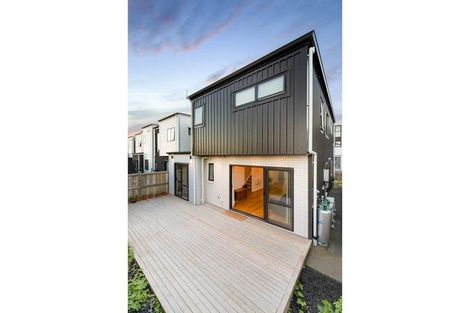 Photo of property in 14 Possum Lane, Hobsonville, Auckland, 0616
