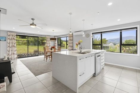 Photo of property in 317 Abel Tasman Drive, Motupipi, Takaka, 7183